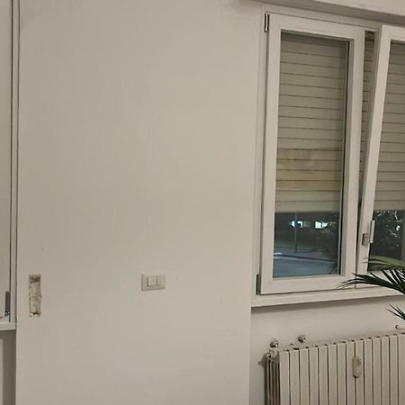 Shining House In Milan Apartment Exterior photo